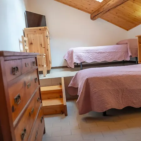 Oda ve Kahvaltı Vecchio Borgo Bormio