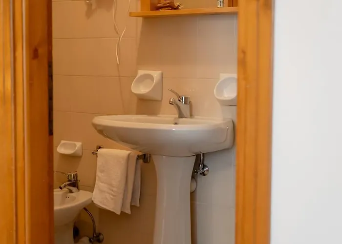 Vecchio Borgo Oda ve Kahvaltı Bormio