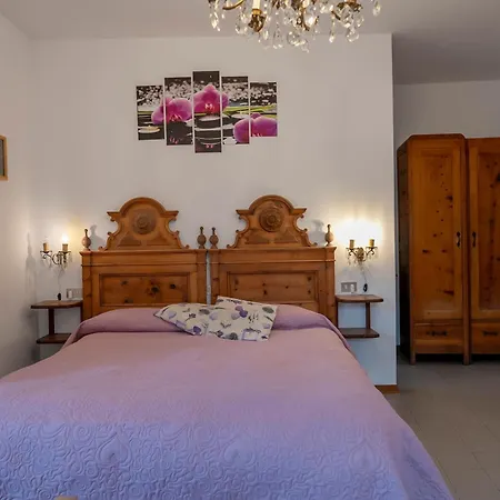 Vecchio Borgo לינה וארוחת בוקר בורמיו
