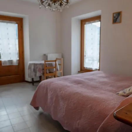 Vecchio Borgo לינה וארוחת בוקר 3*